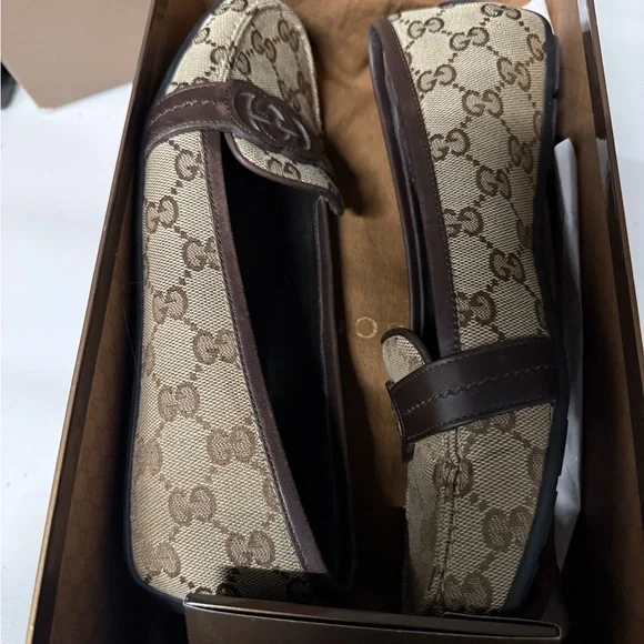 Gucci Gg Canvas Brown Monogram Loafers for Women - Picture 2 of 3